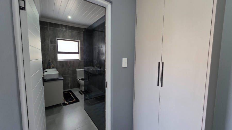 3 Bedroom Property for Sale in Island View Western Cape